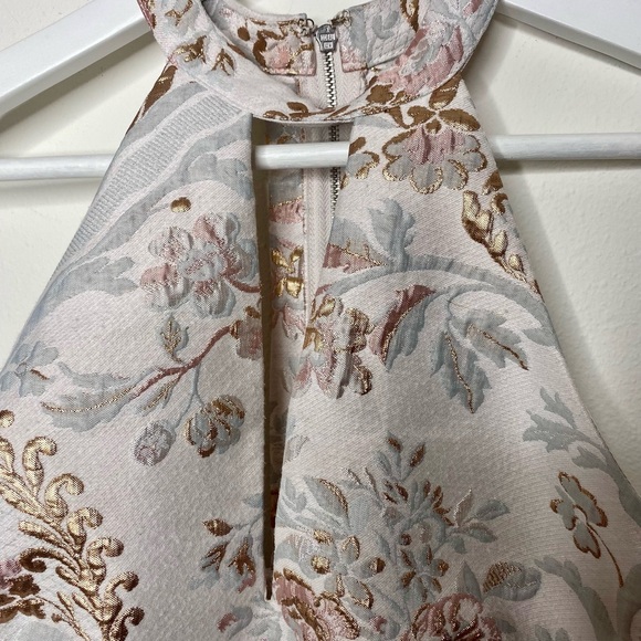 Express | Floral Jacquard Embroidered Halter Top | Silver - S - Picture 5 of 6